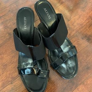 Black Alfani Wedge